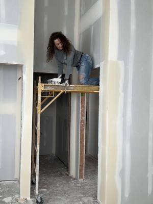 When you get stuck and have to shimmy under a door frame… I’ll just see myself out 😂 #oops #fail #fyp 