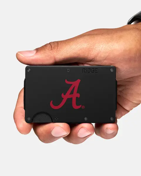 College move-in day is approaching, and that checklist keeps growing. The solution? Ridge gear that simplifies without sacrificing function. Our patented slim wallets, power banks, and tracker cards help students carry less while experiencing more.