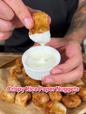 Easy 20-minute Crispy rice paper Chicken Nuggets 🤯 (recipe 👇🏽) Macros per serving ( makes x2 - 14 nuggets per serving): 419 calories | 49g P | 11g C | 21g F Announcements: ✅ Want to lose weight without eating boring food?  GET My digital cookbooks 180+ high-protein recipes with calories and macros included!  ✅ Grab yours on my website today 😊  ✅ I developed new seasonings for everyday cooking! @SpiceX OUT now! 👀 Ingredients: 1 lb Ground chicken 🐓  2 teaspoon @SpiceXseasoning Daily Blend (SPG) 1 teaspoon onion powder 🧅  1 egg 🥚  1/4 cup low fat mozzarella 🧀  5 Rice paper sheets 🍚  Enjoy! 😊 . . . . #icekarim #healthyrecipes #EasyRecipes #mealprep #quickrecipes 