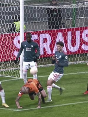 This goal 👀🥵 #UEL #EuropaLeague 