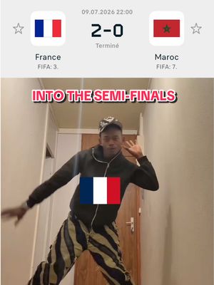 INTO THE SEMI-FINALS 😍💙  @showman_off #equipedefrance #fifaworldcup #football #sportstiktok #meme 