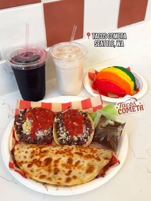 The Perfect Combo: Vampiro, Quesadilla & Taco, Horchata, Jamaica, & Concha 📍 Tacos Cometa 🌮 ⁣⁣ ⁣⁣ Tacos Cometa is located in the Capitol neighborhood of Seattle. Here, they specialize in Sinaloa tacos and focusing only on one meat option which is carne asada. Get “The Perfect Order” which comes with a vampiro, a quesadilla, and a taco. My favorite is the vampiro! No matter what you get, they pack on the carne asada. Their drinks are delicious and the concha was a fun treat to end the meal.  Come check them out if you’re in the area! ⁣⁣ #carneasada #tacos #quesadilla #seattlewa 