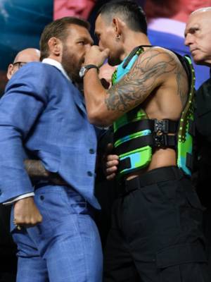 El careo de la conferencia!!! #UFC329