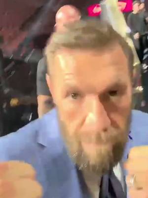 Mírame a los ojos 🤜🤛 #UFC329 