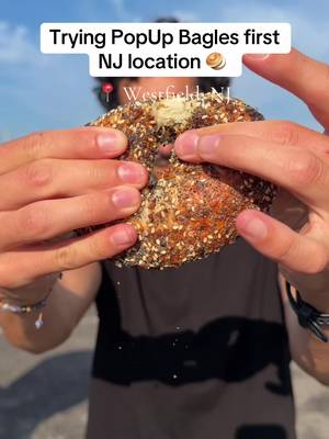 Trying PopUp bagels first New Jersey location in Westfield, NJ #popupbagels #westfieldnj #nj 