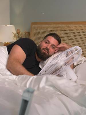 Finally experience uninterrupted sleep. 😴 Real night-time comfort comes when your mattress, sheets, and pillow all work together to regulate your temperature. #SleepCountryCanada #SleepBetter #SleepCool