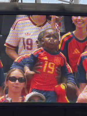 Lamine Yamal's biggest supporter. ❤️🇪🇸 #FIFAWorldCup 