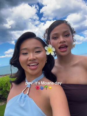 Moana comes out in theaters today! Who’s watching?🌀🌊🌺 @Disney Studios @Disney Music #moana #disneymoana #moanalife #livinginhawaii #hawaiilife 