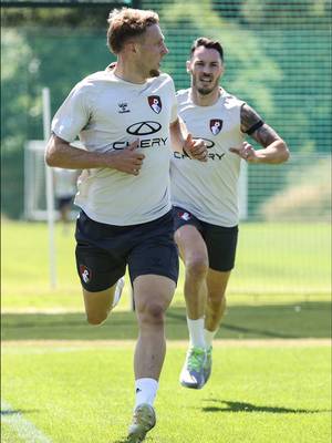 Who wins this year’s 1600m run? 🏃 #afcb #PremierLeague #footballtiktok #fyp #europaleague 