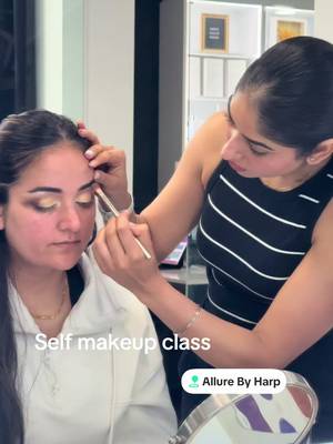 #selfmakeupclass #yegmakeupartist #hairartistry #edmontonmakeupartist #fyp 