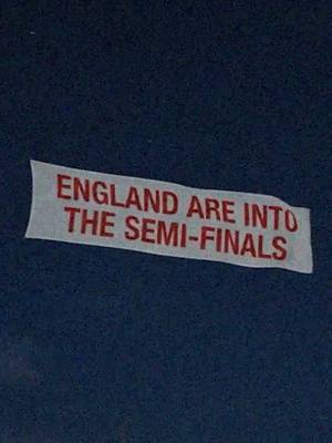 Someone let the villa know! 🏴󠁧󠁢󠁥󠁮󠁧󠁿🌴 #LoveIsland #FIFAWorldCup