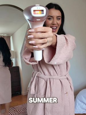 THE PHILIPS LUMEA UPDATE YOUVE ALL BEEN WAITING FOR!!! The hair is finally falling out all thanks to Meagan from the past who purchased the device back in the winter from @VeryUK Beauty section! AD I’m currently on the 1 time ever 4 weeks part of my journey and this has been the most rewarding! The hair is falling out, The treatment is painless and it’s an excuse to take some time for myself and have a scheduled pamper night 💕 Want to get on the hype check the @Philips UKI Lumea on the Beauty section of the Very.com website today!