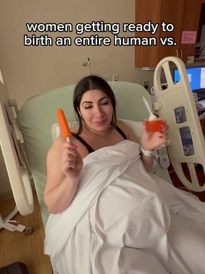I wish we could take 10 business days to recover from a shin kick ⚽️ anyways.. what team we rooting for?! 🤣 • #pregnancy #newmom #fifahumor #menssoccer #worldcup 