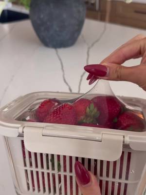 Making the most of summer fruit 🍑Fresh-picked flavor starts here at the link in bio #amazonfinds #producewasher #amazonhome 🎥: @thesistershoppers