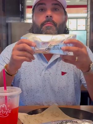 The @the cheeky boyos called me up for their ⚾️baseball road trip to Philly with @Arbys . As a Cheesehead 🧀 I had high expectations for the @Cooper Cheese …and let me tell you, it makes the sandwich. Arby’s delivered with this one. 