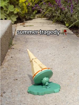 does the 5 second rule still count?  #LEGO #IceCream #Summer 