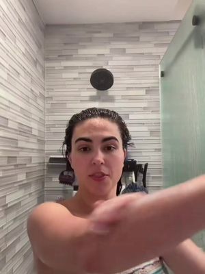You know where to find them. Body cream hacks #bodycream #bodyoil 