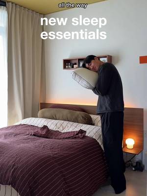 I flew all the way to Japan for a pillow 🇯🇵 and honestly, Japanese engineering does not disappoint 🙂‍↕️ If standard, store-bought pillows never work for you, stop wasting money on random ones. This process takes sleep optimization to a completely different level by custom-fitting the pillow to your exact posture and shoulder alignment. 📍 @nishikawa_shinsaibashi 💴 Cost: 44,000 JPY (approx. $280 USD) 📝 Tip: They are strict on timing, so you definitely need to book an appointment in advance!