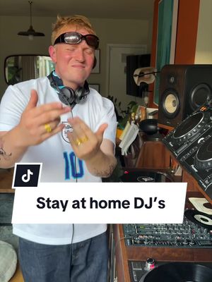 Houghton page on Reddit is sick. #dj #housemusic #vinyl #comedy #sketch 