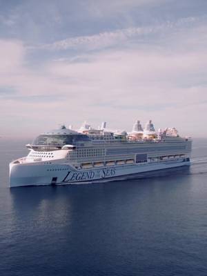 Introducing the newest Mediterranean baddie, Legend of the Seas 💅