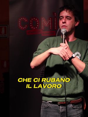 GLI IMMIGRATI CI RUBANO GLI STEREOTIPI 💚🤍❤️  #Lucaravenna #standup #comico #italia #ridere
