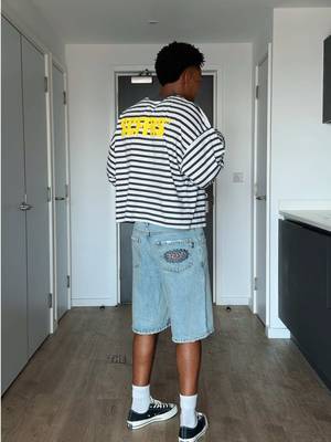 Stripes in the summer 🫱🏾‍🫲🏽@SCUFFERS 