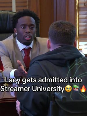 DAY 1 OF STREAMER UNIVERSITY🥹📚🔥 #fyp #viral #lacy #kaicenat #streameruniversity 