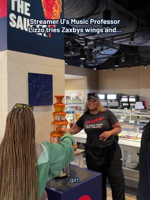 streamer u’s lemon pepper @lizzo 🍋🌶️🍗