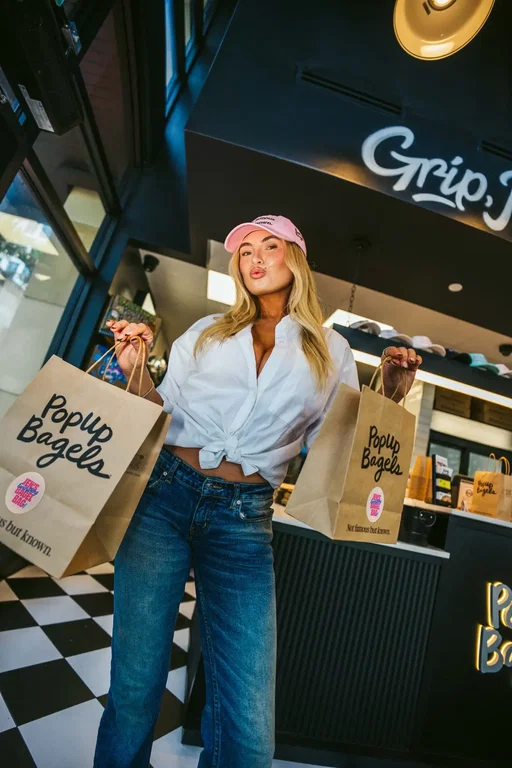 Making the Internet’s favorite nickname official.. we crown @jjenniferterry as our employee of the month!  Jen’s everything bagel bag drops this weekend only at all PopUp Bagels locations. Ask for “the Jen” and get a 6-pack of everything bagels + schmear of your choice from July 17-19!  A portion of proceeds being donated to @breakthrough1 🫶!!! Join @jjenniferterry at our Brentwood location @10am tomorrow!!!