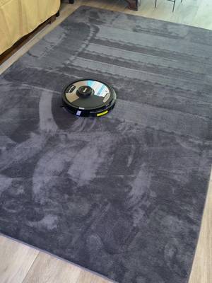 Don’t make the same mistake as me 😅 #robotvacuum #cleaning #vacuum #shark 