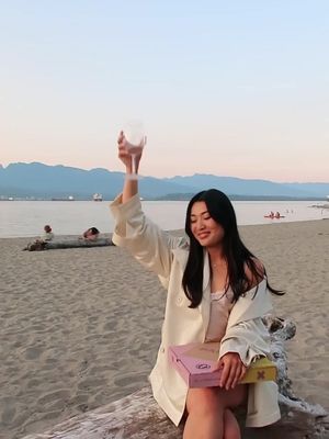 Summer sunsets in @Revolve #revolvepartner #revolveambassador 