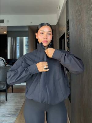 No bc mama is really back outside in her @lululemon 🖤🎬  #lululemoncreator #ad #fyp 