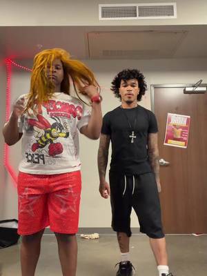 me and    my streamer university roommate 