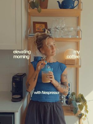 Specialty coffee at the press of a button ☕️💙 The creamy iced sweetness of NOLA Style Blend from the Nespresso | Blue Bottle collaboration is everything I’ve been craving in my morning coffee routine.  @Nespresso #nespresso_partner 