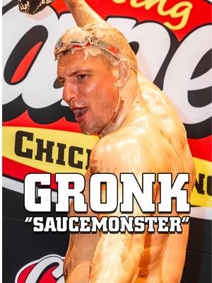 @gronk went full SAUCE MONSTER on @Tom Brady at @Fanatics Fest 