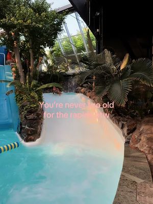 I wasn’t sad I just needed a couple of rounds on the rapids #rapids #centerparcs #fyp 