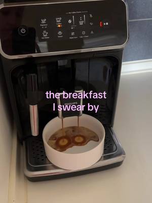 I’ve made this so many times, and it always hits. 🧎‍♀️‍➡️ Perfect for when I’m craving a sweet breakfast! #breakfast#chiapudding#coffee#yoghurt