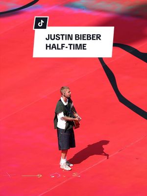 And the mic was ON 🥹🎤 Here’s inside the New Jersey stadium right now #JustinBieber #HalfTime #Final #JB #HalfTimeShow 