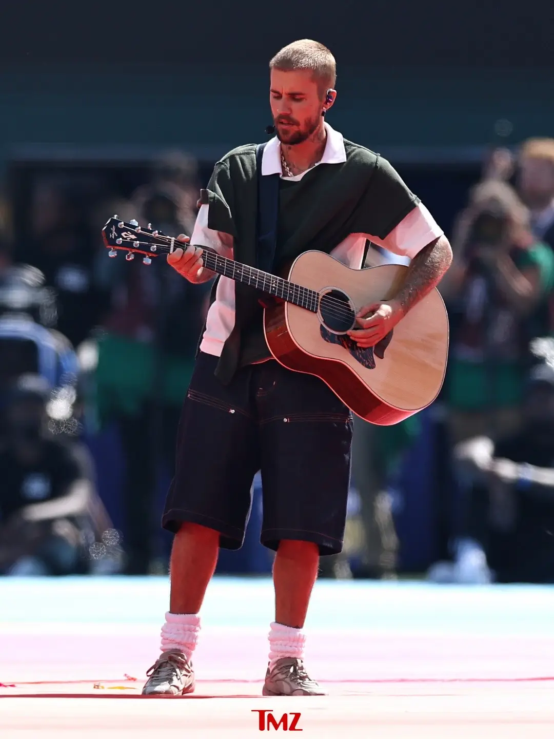 Justin Bieber, Shakira, Burna Boy, Madonna, and BTS took over the FIFA World Cup halftime show 🎤🔥