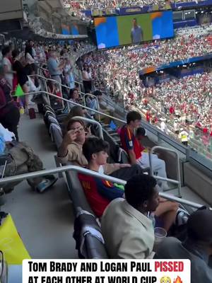 Logan Paul was held back by Michael Rubin while confronting Tom Brady 😳 (Via @Michael Rubin)  #worldcup #tombrady #loganpaul #WWE #nfl 