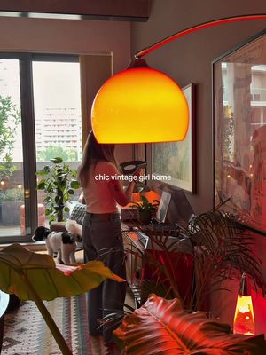 this vibe at home always >> #midcenturymodern #homeinspo #interiordesign #homedecor #lifestyleaesthetic  