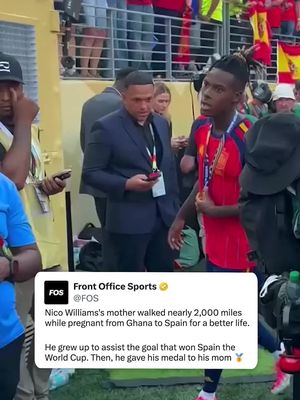 Nico Williams's mom crossed the Sahara Desert while pregnant. Now she's wearing her son's championship medal after he helped Spain win the World Cup 🇪🇸 🎥 @Yahoo Sports  #spain #worldcup #fifaworldcup #vamosespaña