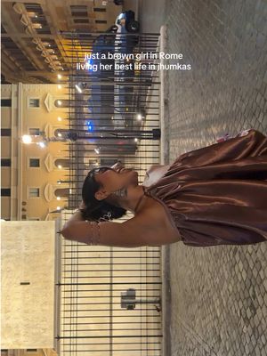 who thought this immigrant desi girl would be in Italy right  #browngirls #southasiangirls #southasiangirlstravel #italytrip #girlstrip