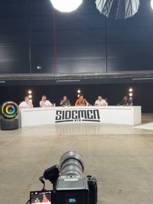 Maybe not the Carlando reunion you were expecting 🤣 #McLarenF1 #F1 #Sidemen