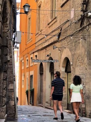 📍Perugia, Umbria  A hidden Italian gem, and the city where Leonardo Servadio brought ellesse to life.  If you haven’t already, add this place to your list.  #italy #italian #Summer #europe #ladolcevita 