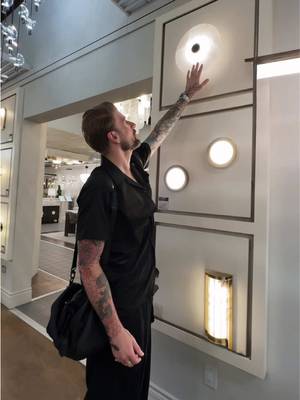 Buyer beware, not all lighting is created equal, and the wrong bulb can kill the cozy vibe you're going for.  I went deep undercover today to break down exactly what to avoid and which fixtures will give your space that warm, golden glow it deserves — the kind that makes your house actually feel like a home after dark. And if I catch anything over 6000K in your space, I'm calling the authorities. You should know better by now. . . #interiordesign #interiordesigner #lighting #lightingdesign #homedecor