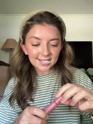sit down and let’s chat about building a personal brand as a lifestyle creator - there’s gurus on here that talk only about strategy and then lifestyle creators who never talk about how they got to where they’re at. Hi, I’m ellie & I’m trying to bridge that gap for the burnt out creators. If you’re new here ily and no gatekeeping around here ever!!!!!! 