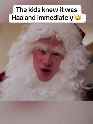 When #Haaland went undercover as Santa 😂 (via @Erling Haaland) #christmas #santa #espnsocial #worldcup