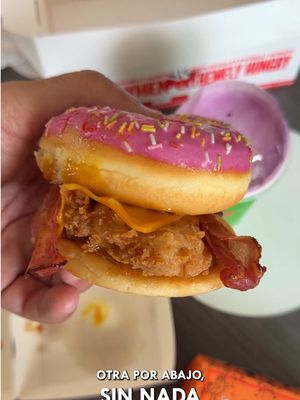 Publi- Este es el nuevo menú de @kfc españa inspirado en Los Simpson, un menú súper original inspirado en la serie que estará por tiempo limitado en España. #probandocomida #novedades #kfc
