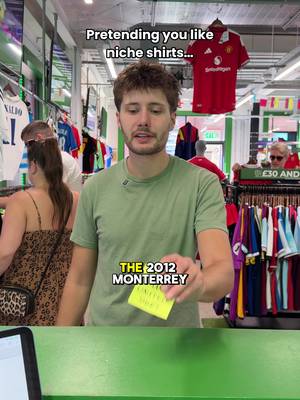 Pretending you like niche football shirts 😅 #skit #footballshirt #manchesterunited #mufc #manchester
